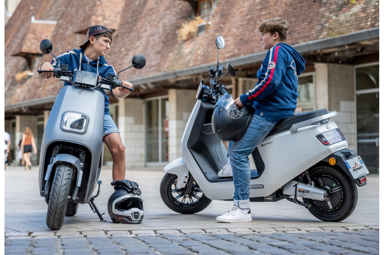 MASH E-CITY 2.0 2030W GRIS MASH E-CITY 2.0 2030W GRIS