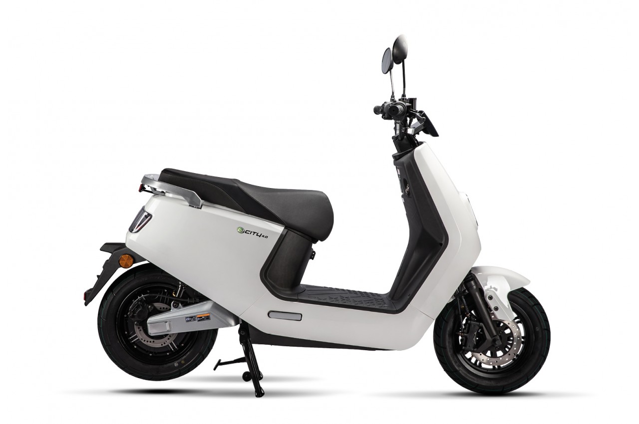 MASH E-CITY 4.0 4000W BLANC MASH E-CITY 4.0 4000W BLANC