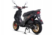 Legend'R Naked 50cc - Gold- Edition Limitée 3 Legend'R Naked 50cc - Gold- Edition Limitée 3