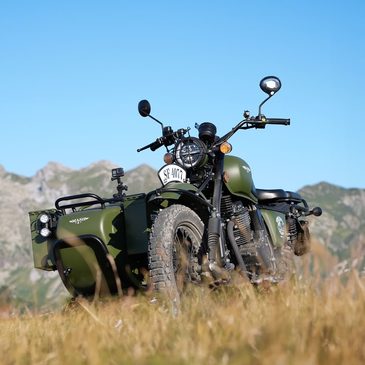 Aujourd'hui, choisissez la découverte à bord du Side Force avec son look militaire et robuste ! 

👉https://www.mash-motors.fr/fr/side-car/46265-9653-masideforcem.html#/43-region-alsace

📸 : @dominiquepeltierjournaliste

#picoftheday #street #bike #photography #ride #bikelife #life #motorcycle #lifestyle #scooters #city #rider #scootlife #mashmotorcycles #MashMoto #Mash #MashMotors #frenchbrand #mashine #sedéplacermoinspolluer
